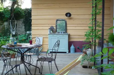 Jardin de l'établissement Le Clos 25