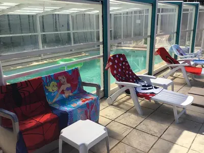 Piscine de l'établissement La Ferme De Montard ou située à proximité