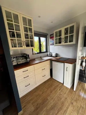 Cuisine ou kitchenette dans l'établissement Trois Six Vendée B