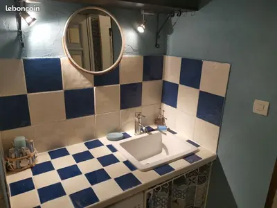 Salle de bains dans l'établissement Charmant appartement dans maison de village