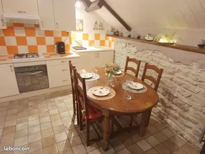 Cuisine ou kitchenette dans l'établissement Charmant appartement dans maison de village