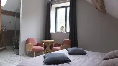 Coin salon dans l'établissement Les bois d'ormes