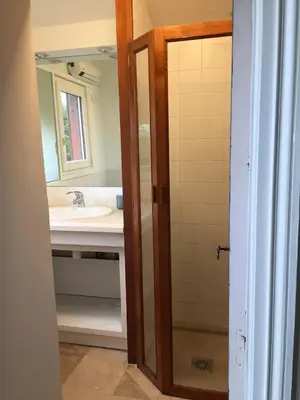 Salle de bains dans l'établissement L' Huis-au-Tilleul
