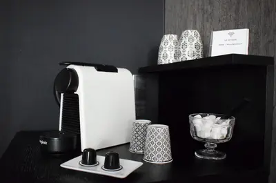 Plateau bouilloire dans l'établissement Studio au Moulin 