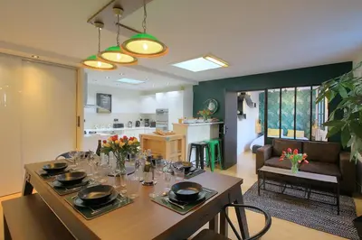 Cuisine ou kitchenette dans l'établissement La Terrasse