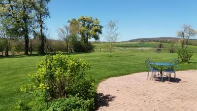 Jardin de l'établissement Gite Le Morvan