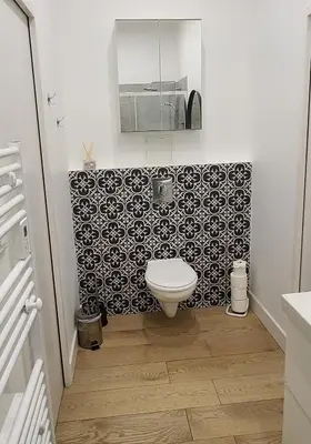 Salle de bains dans l'établissement Chambre de charme à Saulieu
