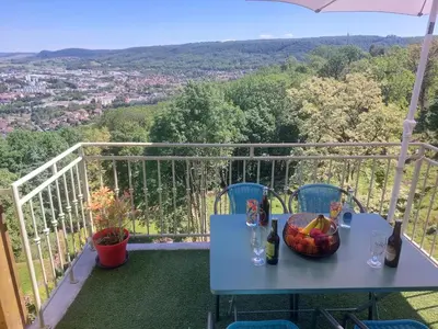 Vue générale sur la montagne ou vue sur la montagne depuis l'appartement