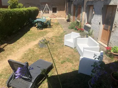 Jardin de l'établissement Dormez dans la chambre du meunier !
