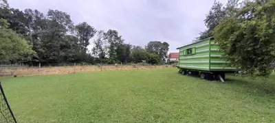 Jardin de l'établissement Roulotte verte