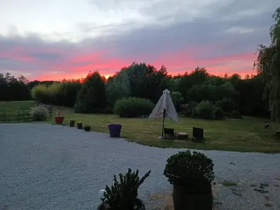 Lever ou coucher de soleil vu de le B&B/chambre d'hôtes ou à proximité