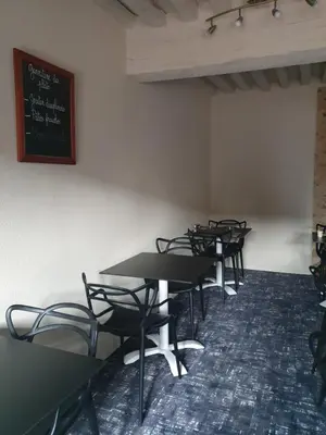 Coin salon dans l'établissement Delfotel