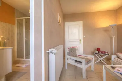 Salle de bains dans l'établissement Ferme du Pigeonnier