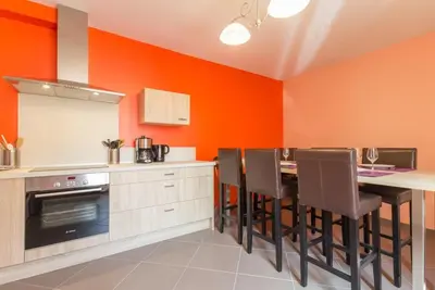 Cuisine ou kitchenette dans l'établissement Chez Germaine