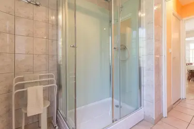 Salle de bains dans l'établissement Maison Picard