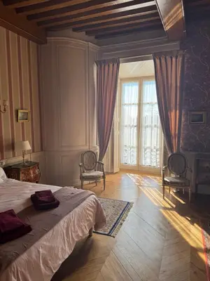 Un ou plusieurs lits dans un hébergement de l'établissement Guest-House Château de Longecourt en Plaine