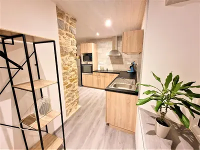 Cuisine ou kitchenette dans l'établissement L'Atelier 57 - Votre meublé authentique !