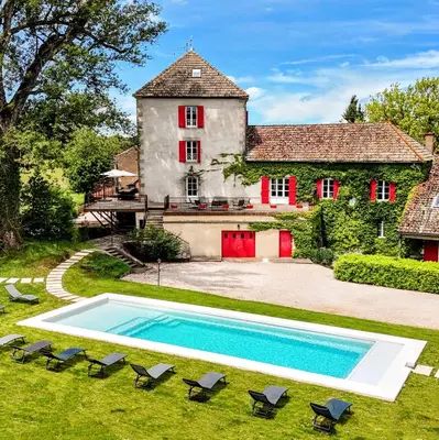 Piscine de l'établissement Moulin des Ducs by Vindihouses - Piscine chauffée - escalade - billard - fitness - etc ou située à proximité