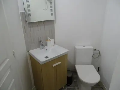 Salle de bains dans l'établissement Le Charmant Vannerie