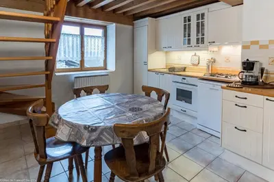 Cuisine ou kitchenette dans l'établissement La Maisonnette