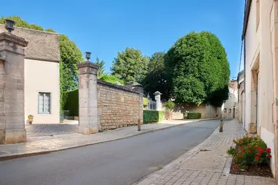 Quartier de la villa ou autre quartier proche