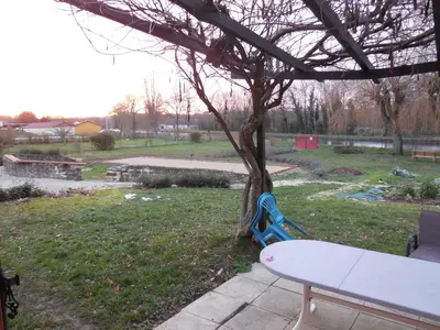 Jardin de l'établissement Calme au Canal de Centre