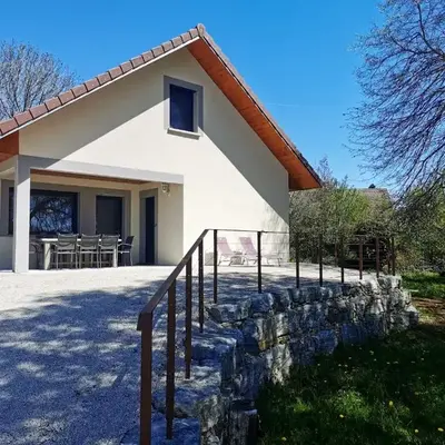 Maison accueillante avec jardin - Le Fied