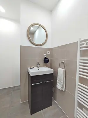 Salle de bains dans l'établissement Studio - Pied à Terre Saulieu