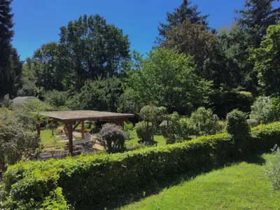 Jardin de l'établissement Au Charme D'ici