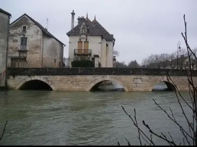 Vue sur la rivière ou le fleuve situé(e) à proximité de la maison d'hôtes