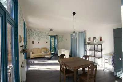 Coin salon dans l'établissement Le Nid d'Écureuil