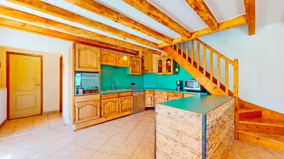 Cuisine ou kitchenette dans l'établissement Calme et chaleureux gîte de campagne.
