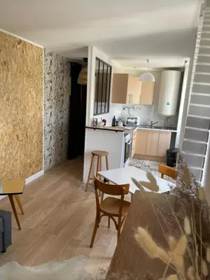 Cuisine ou kitchenette dans l'établissement La Cuvée , duplex à Gevrey Chambertin.