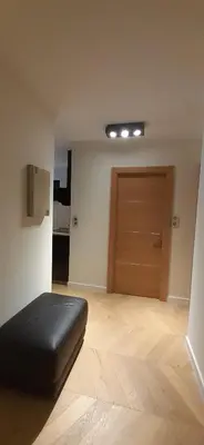 Télévision ou salle de divertissement dans l'établissement Allées historiques du Parc de la Colombière, appt haut de gamme