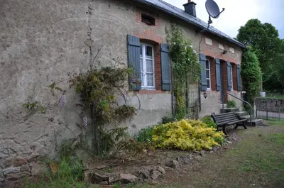 Jardin de l'établissement Gite la Longere Morvandelle