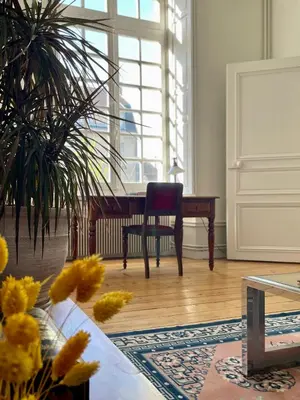 Coin salon dans l'établissement Hôtel Particulier, Maison Jazey.