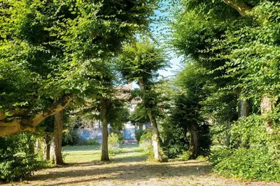 Jardin de l'établissement La Villa Romaine
