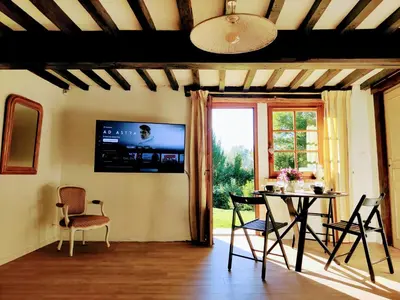 Télévision ou salle de divertissement dans l'établissement Appartement indépendant 45m2 - Ferme de Chamonal