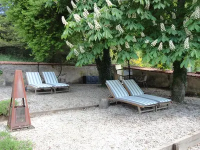 Jardin de l'établissement Manoir Bonpassage