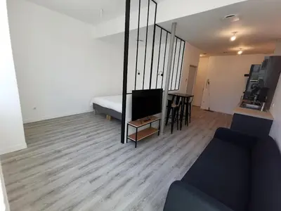 Télévision ou salle de divertissement dans l'établissement 10 rue Carnot