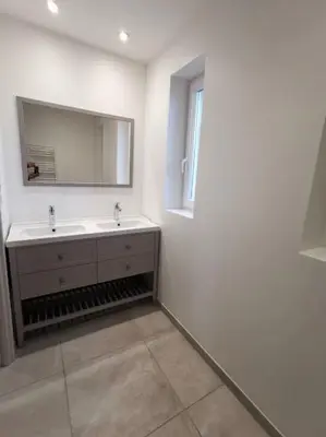 Salle de bains dans l'établissement 10 rue Carnot