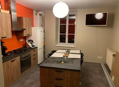 Cuisine ou kitchenette dans l'établissement Détente au Centre-Ville - Lons-le-Saunier