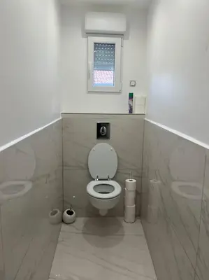 Salle de bains dans l'établissement Joli appartement