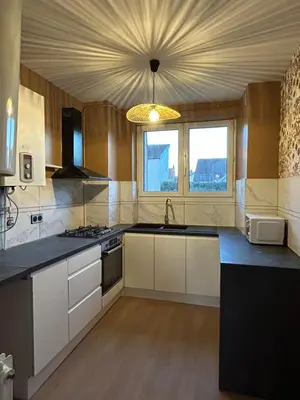 Cuisine ou kitchenette dans l'établissement Home Lyla