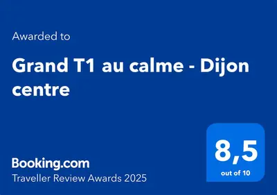 Certificat, récompense, panneau ou autre document affiché dans l'établissement Grand T1 au calme - Dijon centre