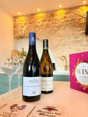 Boissons dans l'établissement Maison nichée au coeur des vignes proche de Givry