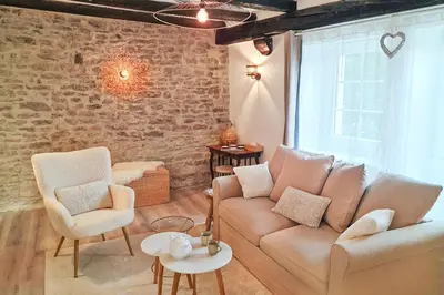 Coin salon dans l'établissement Le petit cocon de Chateau Chalon