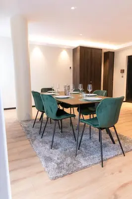 Plan de l'établissement Suite Romanée 6 personnes vue Cathédrale 2 Places de parking