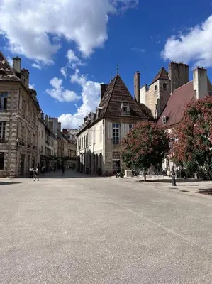 Quartier de l'appartement ou autre quartier proche