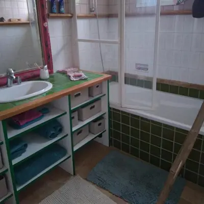 Salle de bains dans l'établissement LES DAMES DE LA SAUGIAT